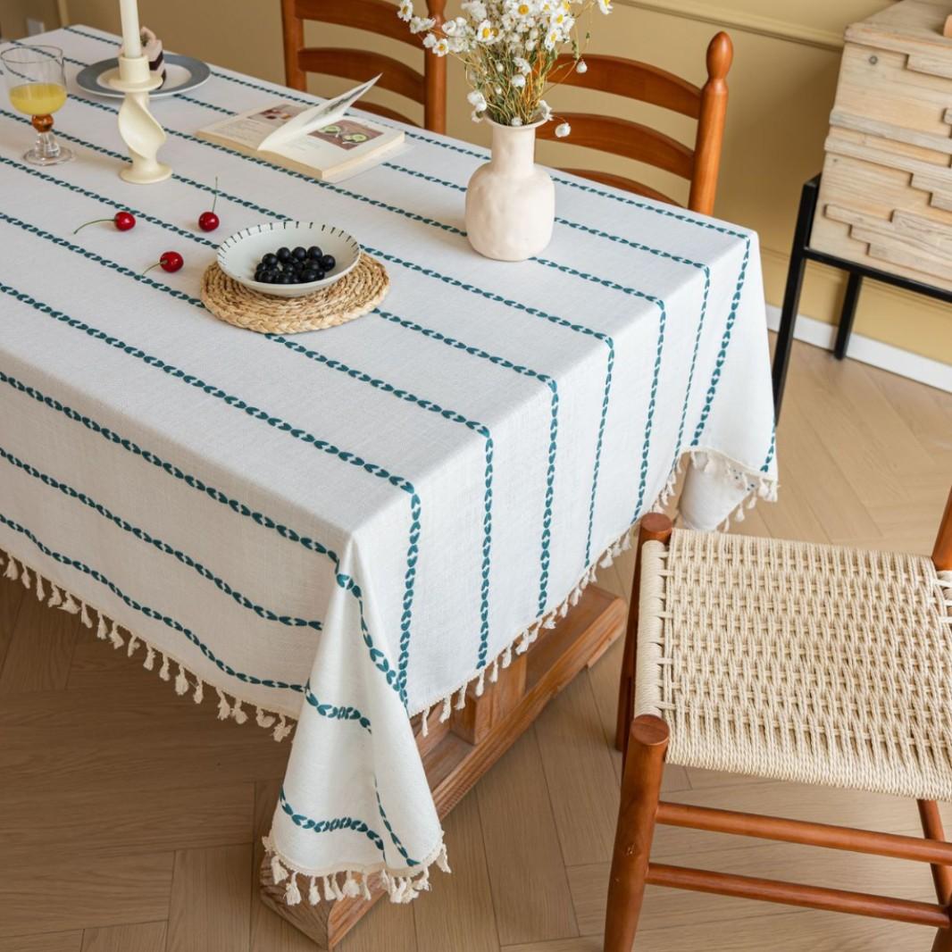 Прямоугольная скатерть для обеденного стола, современная простая художественная скатерть с вышивкой черными и белыми линиями и кисточками, украшение для дома 90x90CM
Прямоугольная скатерть для обеденного стола, современная простая художественная скатерть с вышивкой черными и белыми линиями и кисточками, украшение для дома 90x90CM