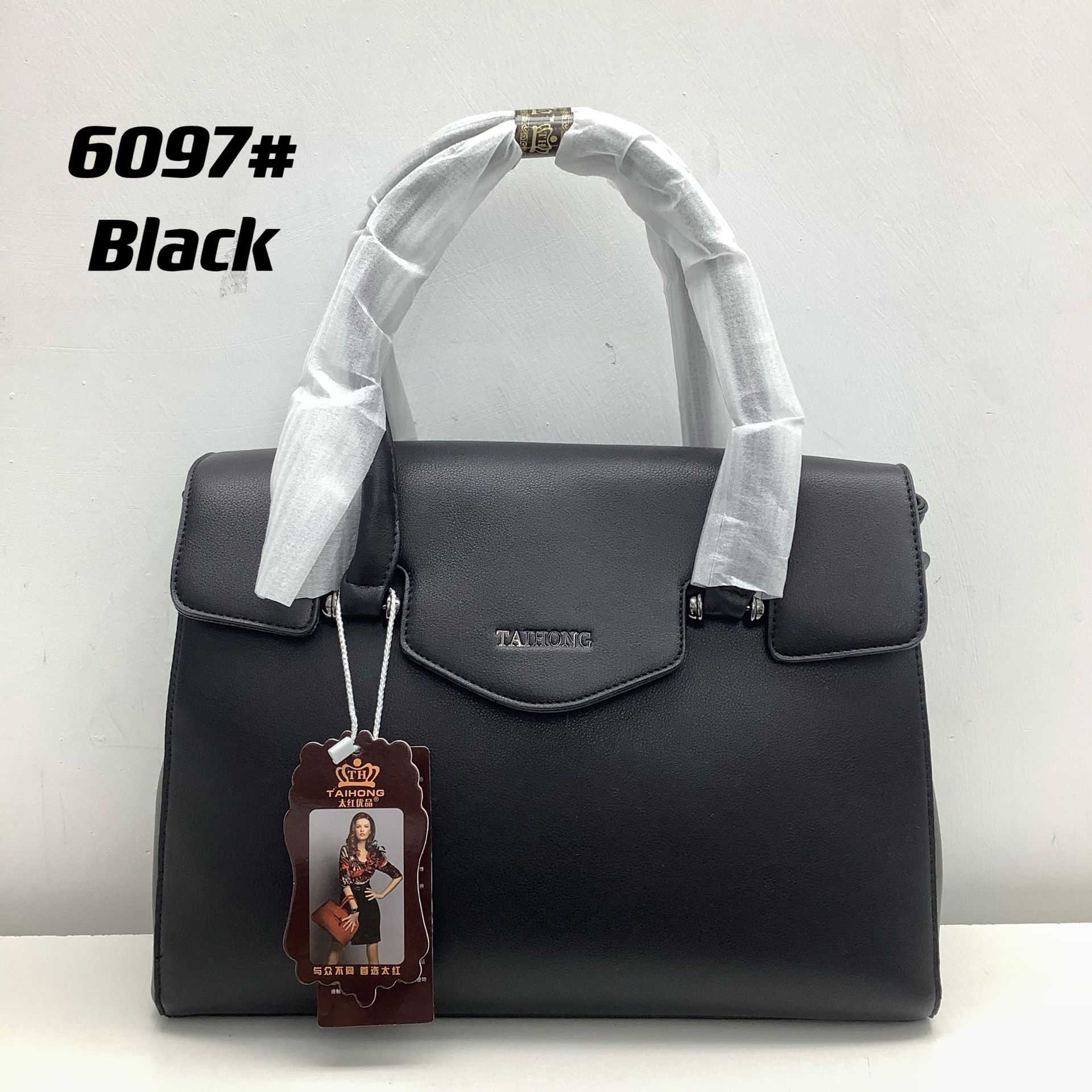 2024 Summer New Simple and Fashionable Handheld Tote Bag with Large Capacity One Shoulder Crossbody Bag
2024 Summer New Simple and Fashionable Handheld Tote Bag with Large Capacity One Shoulder Crossbody Bag