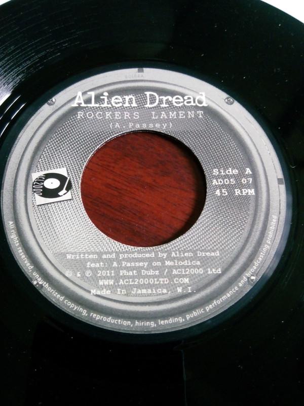 7inch Record ALIEN DREAD - Rockers Lament AD0507 ACL2000 Ltd. 2011 UK Reggae, Ska & Dub Used
7inch Record ALIEN DREAD - Rockers Lament AD0507 ACL2000 Ltd. 2011 UK Reggae, Ska & Dub Used