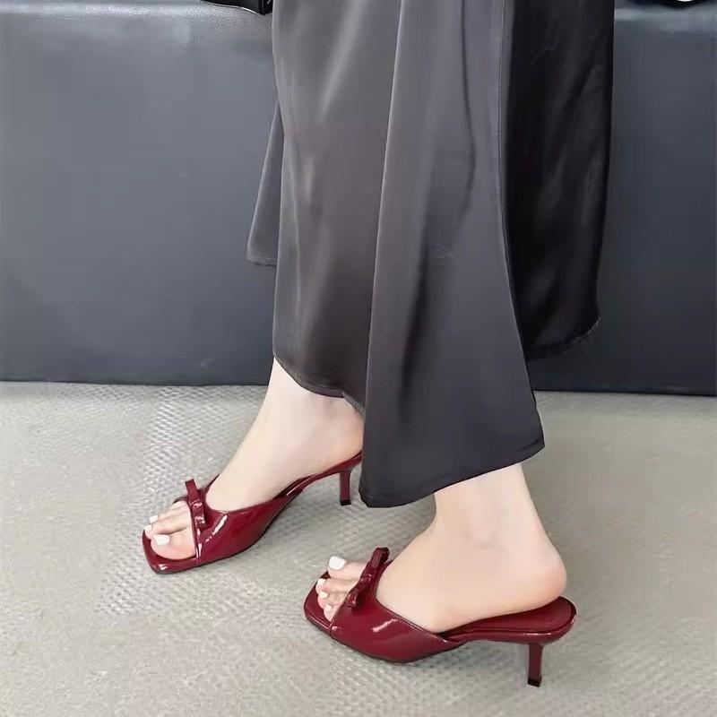 Spring and summer niche outer wear bow high-heeled open-toed slippers women s small sandals half slippers sandals 35
Spring and summer niche outer wear bow high-heeled open-toed slippers women s small sandals half slippers sandals 35