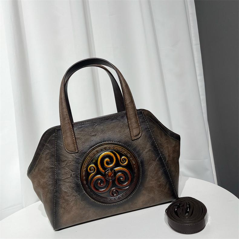 Bohemian Hand-Painted Tote Bag for Women Vintage Ethnic Crossbody Bag with Carved Patterns Large Capacity Canvas Shopper 36-12-21cm кавовий
Bohemian Hand-Painted Tote Bag for Women Vintage Ethnic Crossbody Bag with Carved Patterns Large Capacity Canvas Shopper 36-12-21cm кавовий