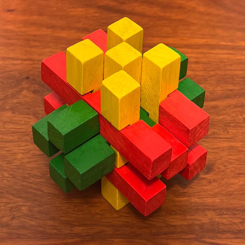 Красочный деревянный шар Лубань, головоломка «Замок Кунмина» для студентов и взрослых
Красочный деревянный шар Лубань, головоломка «Замок Кунмина» для студентов и взрослых