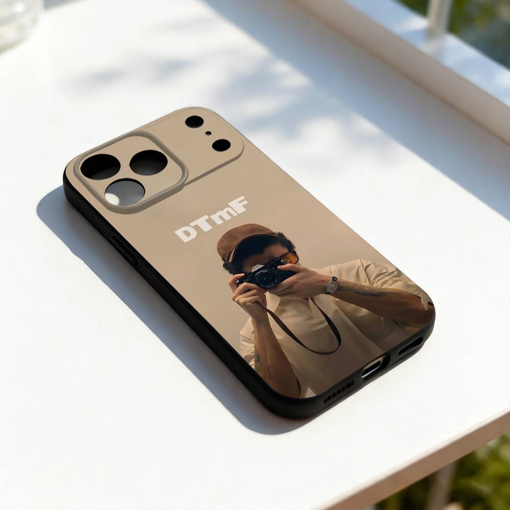 D-DtMF B-Bad B-Bunny Cool Phone Case For iPhone 17,16,15,14,13,12,11,Pro,Max,Plus,E,SE4,Air,Mini Black Soft Cover iPhone13mini
D-DtMF B-Bad B-Bunny Cool Phone Case For iPhone 17,16,15,14,13,12,11,Pro,Max,Plus,E,SE4,Air,Mini Black Soft Cover iPhone13mini