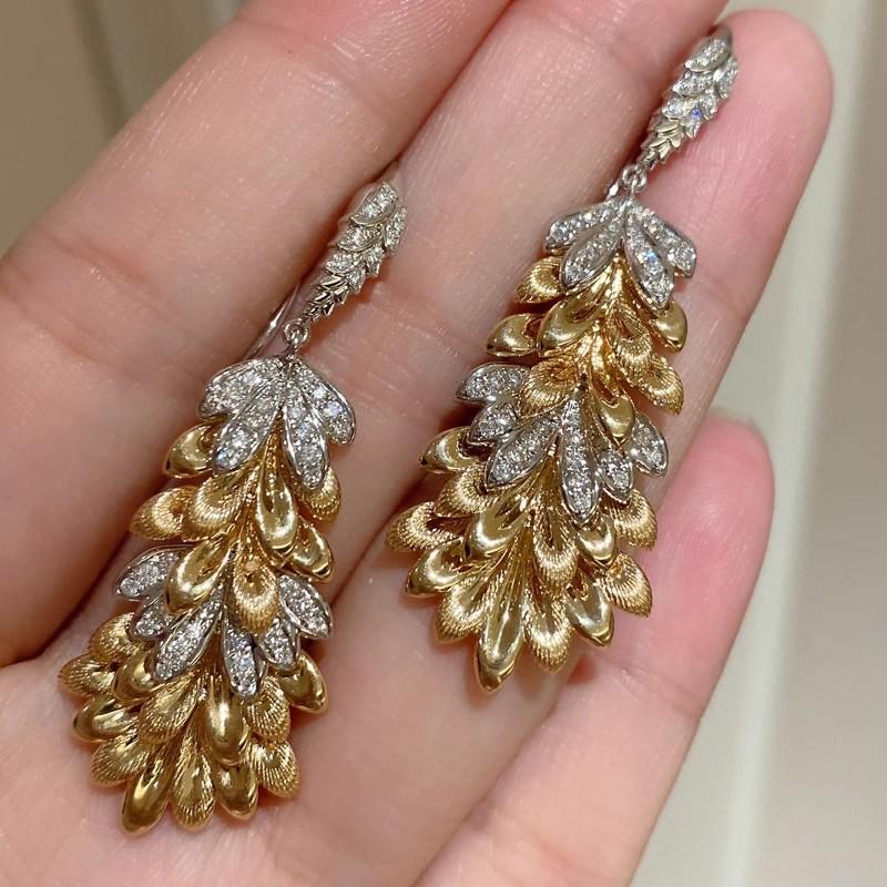Huitan Aesthetic Leaf Drop Earrings for Women Bright Two-tone Delicate Ear Accessories Gentle Charming Graceful Party Zircon
Huitan Aesthetic Leaf Drop Earrings for Women Bright Two-tone Delicate Ear Accessories Gentle Charming Graceful Party Zircon