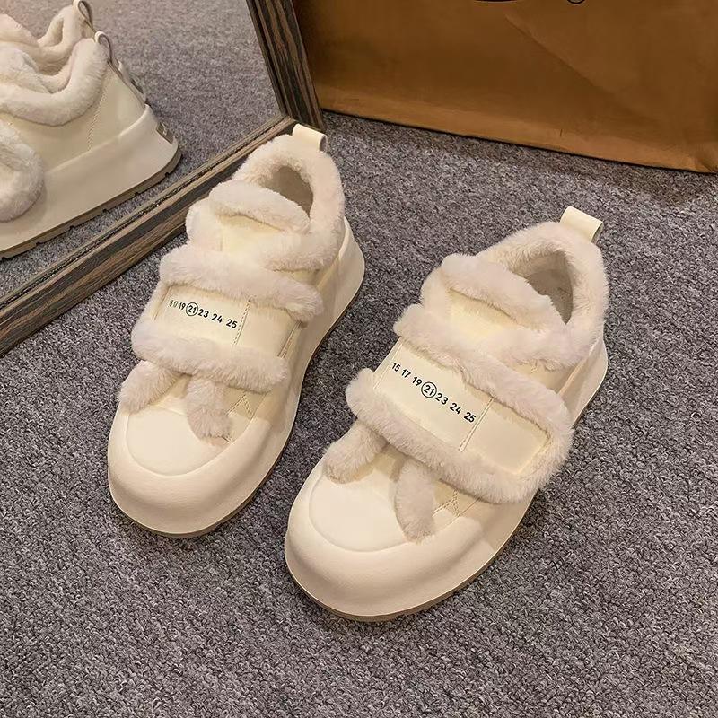 Хлопковые туфли женские зимние бархатные 2024 новые на толстой подошве маффин липучки пушистые теплые повседневные маленькие белые туфли хлебные туфли 40
Хлопковые туфли женские зимние бархатные 2024 новые на толстой подошве маффин липучки пушистые теплые повседневные маленькие белые туфли хлебные туфли 40