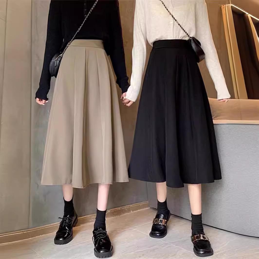 Women s Black Slimming High-Waisted A-Line Midi Skirt - Spring/Summer 2025 Collection 3XL
Women s Black Slimming High-Waisted A-Line Midi Skirt - Spring/Summer 2025 Collection 3XL