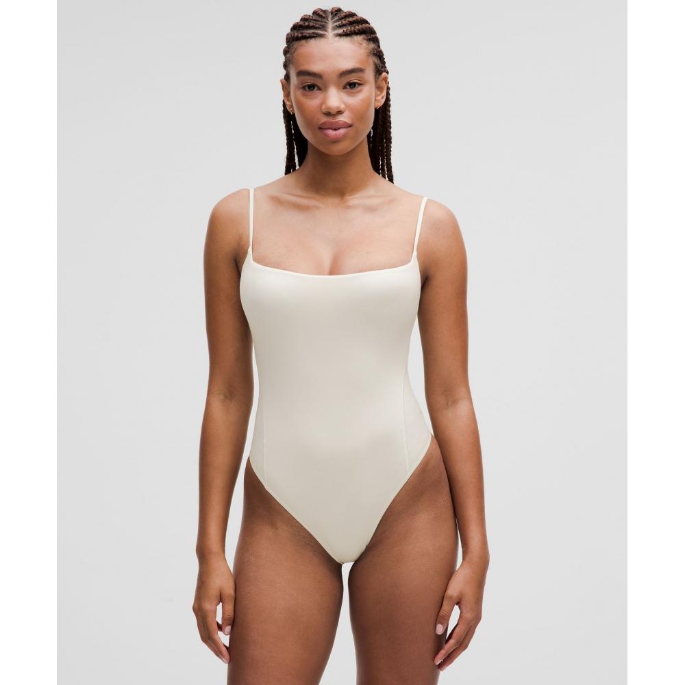 Lululemon Wundermost Ультрамягкий боди Nulu с квадратным вырезом на тонких бретельках Bone XL
Lululemon Wundermost Ультрамягкий боди Nulu с квадратным вырезом на тонких бретельках Bone XL