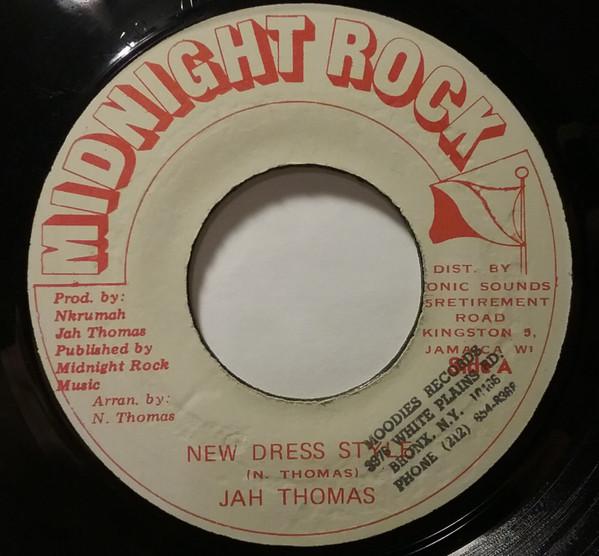 7inch Record JAH THOMAS - New Dress Style none Midnight Rock Jamaica Reggae, Ska & Dub Used
7inch Record JAH THOMAS - New Dress Style none Midnight Rock Jamaica Reggae, Ska & Dub Used