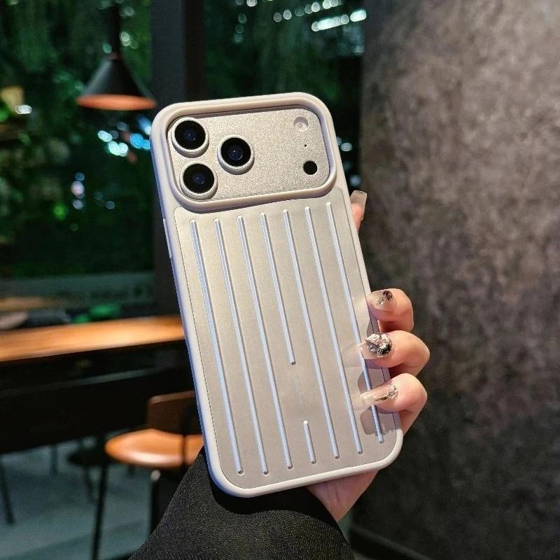 Високоякісний бізнес алюмінієвий сплав Sle Для валізи RIMOWA Для iPhone 17 Pro Max 16 15 14 13 3D гофрований смугастий бампер Задня протиударна кришка iPhone17 синій
Високоякісний бізнес алюмінієвий сплав Sle Для валізи RIMOWA Для iPhone 17 Pro Max 16 15 14 13 3D гофрований смугастий бампер Задня протиударна кришка iPhone17 синій