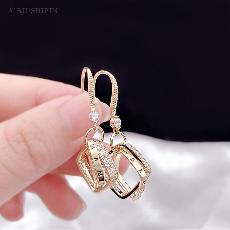 2025 Trendy Sterling Silver Rose Gold Women s Drop Earrings - Anti-Allergy and Versatile Autumn/Winter Fashion Accessory золотой
2025 Trendy Sterling Silver Rose Gold Women s Drop Earrings - Anti-Allergy and Versatile Autumn/Winter Fashion Accessory золотой