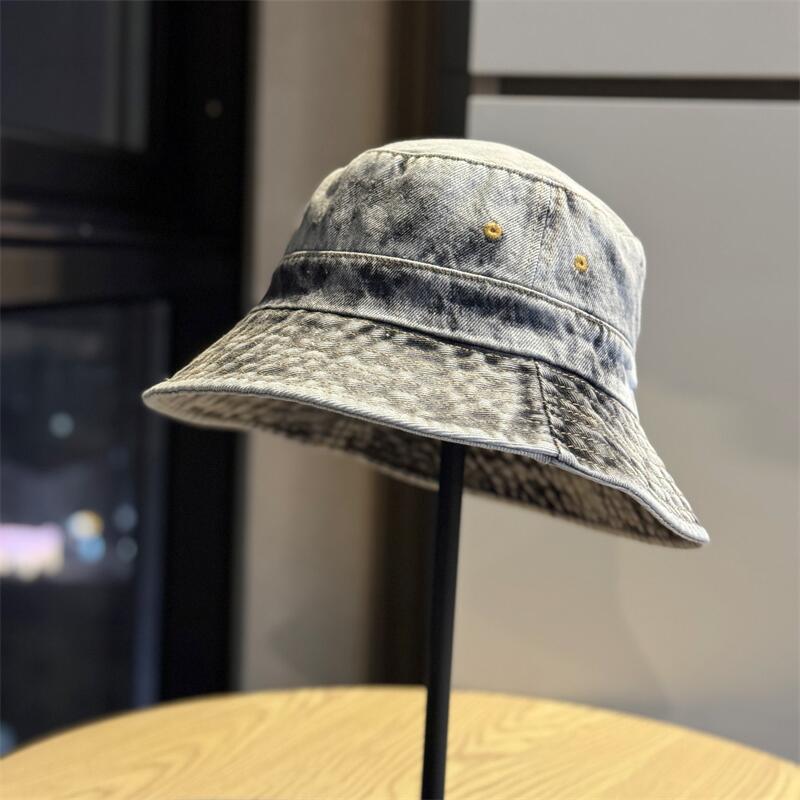 2026New Japanese-style retro denim fisherman hat for women, Korean version, plain face-covering, versatile, makes the face look smaller, sun-shading Adult54-60Adjustable чёрный
2026New Japanese-style retro denim fisherman hat for women, Korean version, plain face-covering, versatile, makes the face look smaller, sun-shading Adult54-60Adjustable чёрный