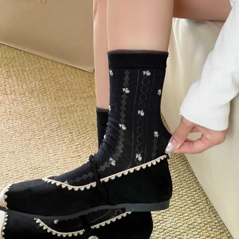 Summer Lightweight Floral Socks - Short Children s Tube Socks with Frills, Simple Style Socks with Diamond-shaped Dark Patterns 1 pair чорний
Summer Lightweight Floral Socks - Short Children s Tube Socks with Frills, Simple Style Socks with Diamond-shaped Dark Patterns 1 pair чорний