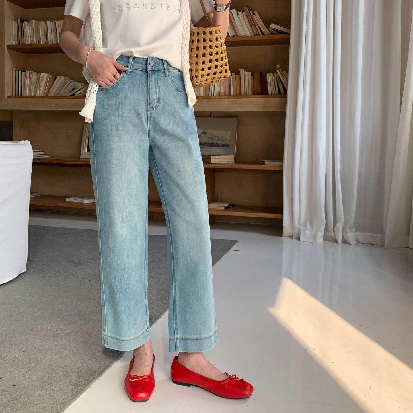 New Spring European-Korean Style Slim Fit Four-Way Stretch Straight Leg Jeans 61352 in Light Blue. 26
New Spring European-Korean Style Slim Fit Four-Way Stretch Straight Leg Jeans 61352 in Light Blue. 26