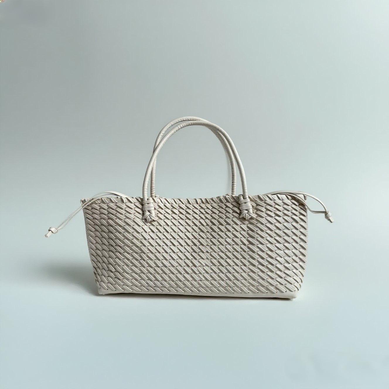Niche Design 2025 Autumn Large Capacity Woven Tote Crossbody Shopping Bag 29x39x10 cm білий
Niche Design 2025 Autumn Large Capacity Woven Tote Crossbody Shopping Bag 29x39x10 cm білий