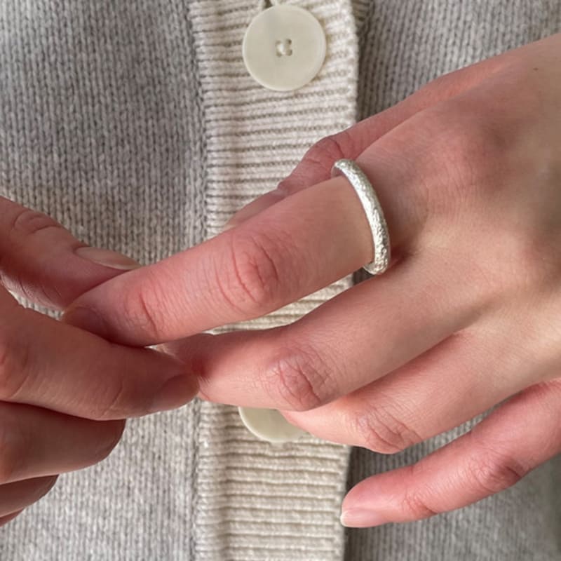 JAKAM. UGLY RING IV 11
JAKAM. UGLY RING IV 11