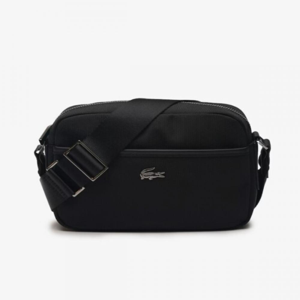 Lacoste Everyday Reporter Bag Nh5156e56g 000
Lacoste Everyday Reporter Bag Nh5156e56g 000