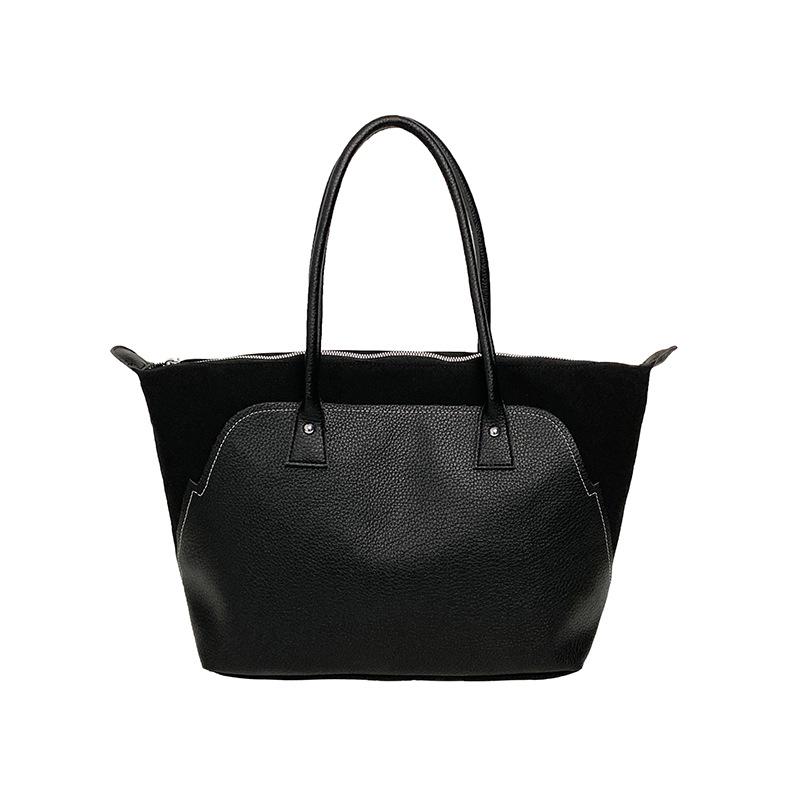 New trendy portable shoulder underarm women s bag large capacity versatile high sense commuter tote big bag one size fits all чорний
New trendy portable shoulder underarm women s bag large capacity versatile high sense commuter tote big bag one size fits all чорний