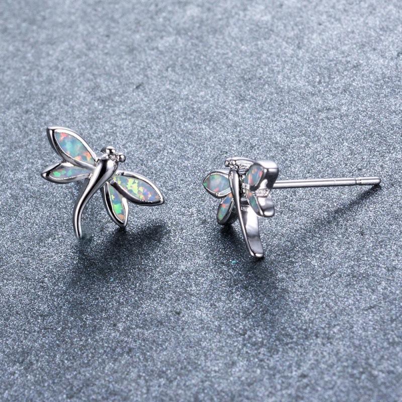 New platinum and blue dragonfly stud earrings cute and sweet animal earrings
New platinum and blue dragonfly stud earrings cute and sweet animal earrings