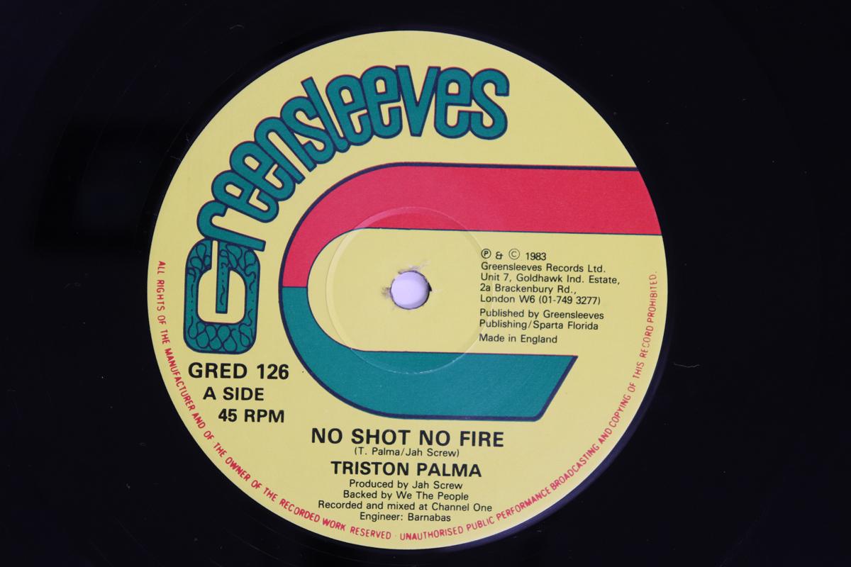 12inch Record BARRY BROWN TRISTON PALMA Jukes And Watch No Shot No Fire GRED126 GREENSLEEVES RE 1983 UK Reggae Ska Dub Used
12inch Record BARRY BROWN TRISTON PALMA Jukes And Watch No Shot No Fire GRED126 GREENSLEEVES RE 1983 UK Reggae Ska Dub Used