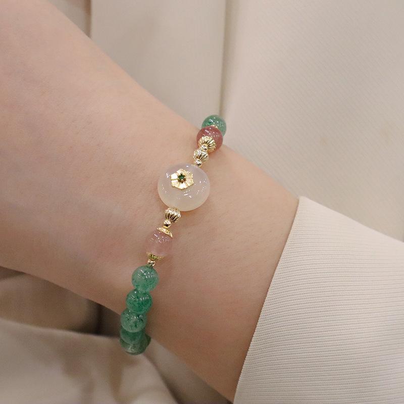 Green Strawberry Crystal Flower Bracelet Bracelet Bangles Women Fashion Jewelry accessories Gift
Green Strawberry Crystal Flower Bracelet Bracelet Bangles Women Fashion Jewelry accessories Gift