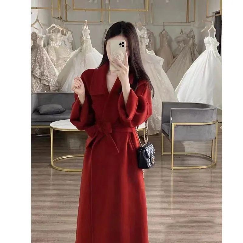 Новогоднее пальто для женщин на осень и зиму, большого размера, свободное и универсальное, с темпераментом, повседневное шерстяное пальто, длинное для женщин 2XL красный
Новогоднее пальто для женщин на осень и зиму, большого размера, свободное и универсальное, с темпераментом, повседневное шерстяное пальто, длинное для женщин 2XL красный