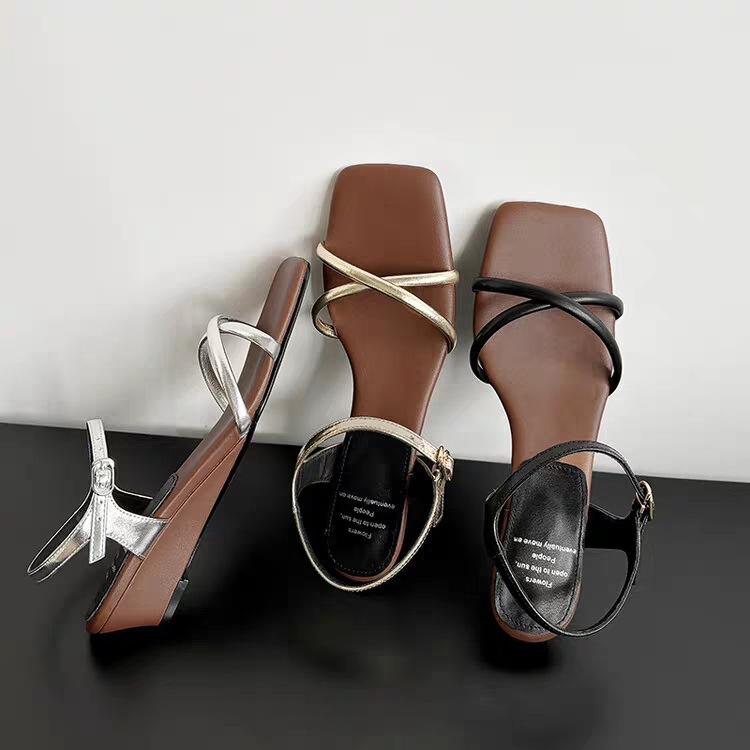 Sheepskin version~ Temperament slope heel cross with open-toed square head sandals women s one-button retro beach shoes 35
Sheepskin version~ Temperament slope heel cross with open-toed square head sandals women s one-button retro beach shoes 35