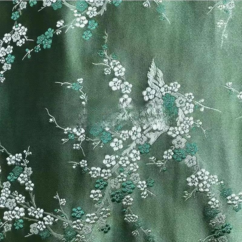 Wide 150cm Imitation Three Five Brocade Brocade Jacquard Fabrics Red and Black for Sewing Cheongsam DIY Bag Clothing Materia 100x150cm
Wide 150cm Imitation Three Five Brocade Brocade Jacquard Fabrics Red and Black for Sewing Cheongsam DIY Bag Clothing Materia 100x150cm