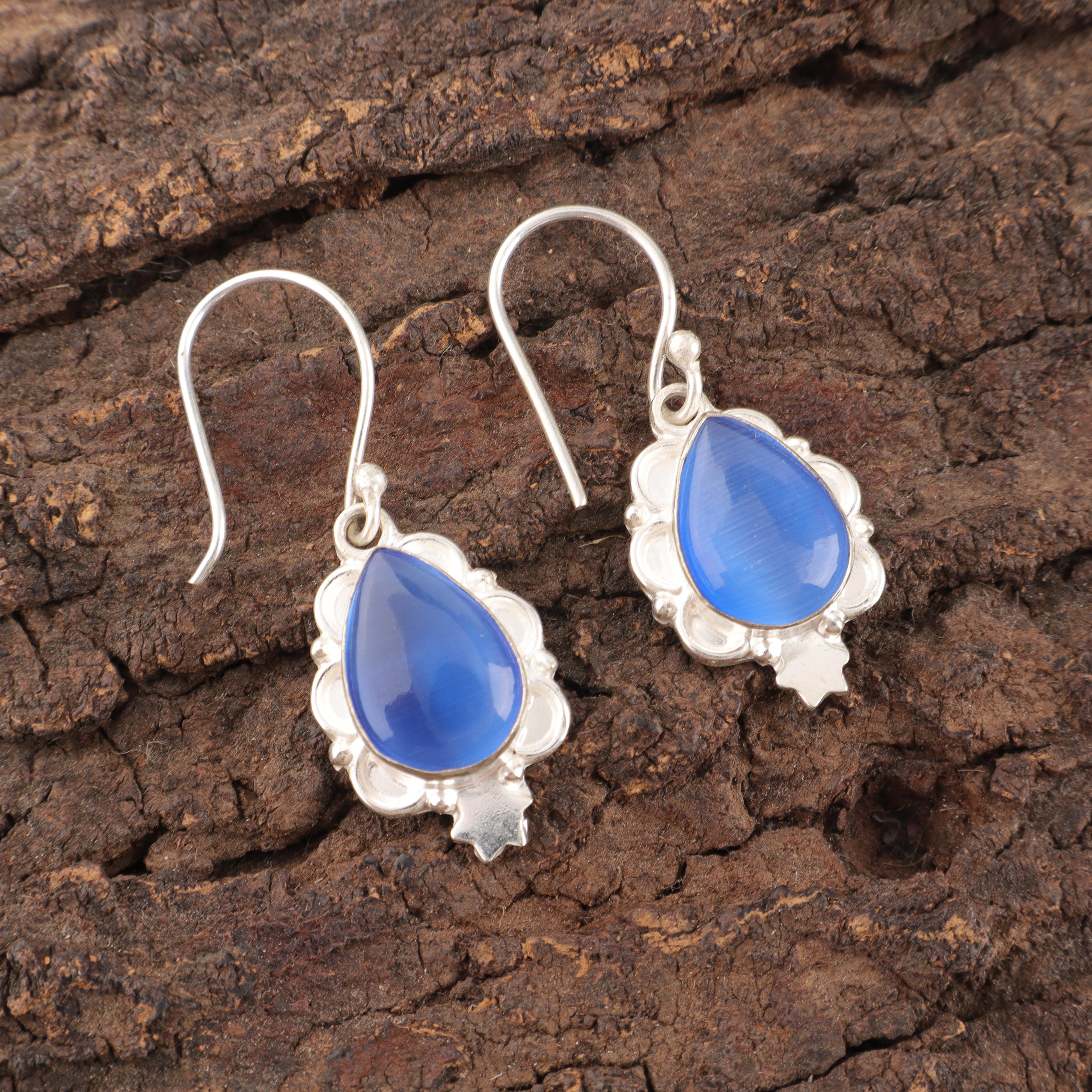 Dark Blue Cat s Eye Gemstone Earrings , 925 Solid Sterling Silver Designer Jewelry, Handmade Spiritual Earrings Gift For Sister 1.6 Inches синій
Dark Blue Cat s Eye Gemstone Earrings , 925 Solid Sterling Silver Designer Jewelry, Handmade Spiritual Earrings Gift For Sister 1.6 Inches синій