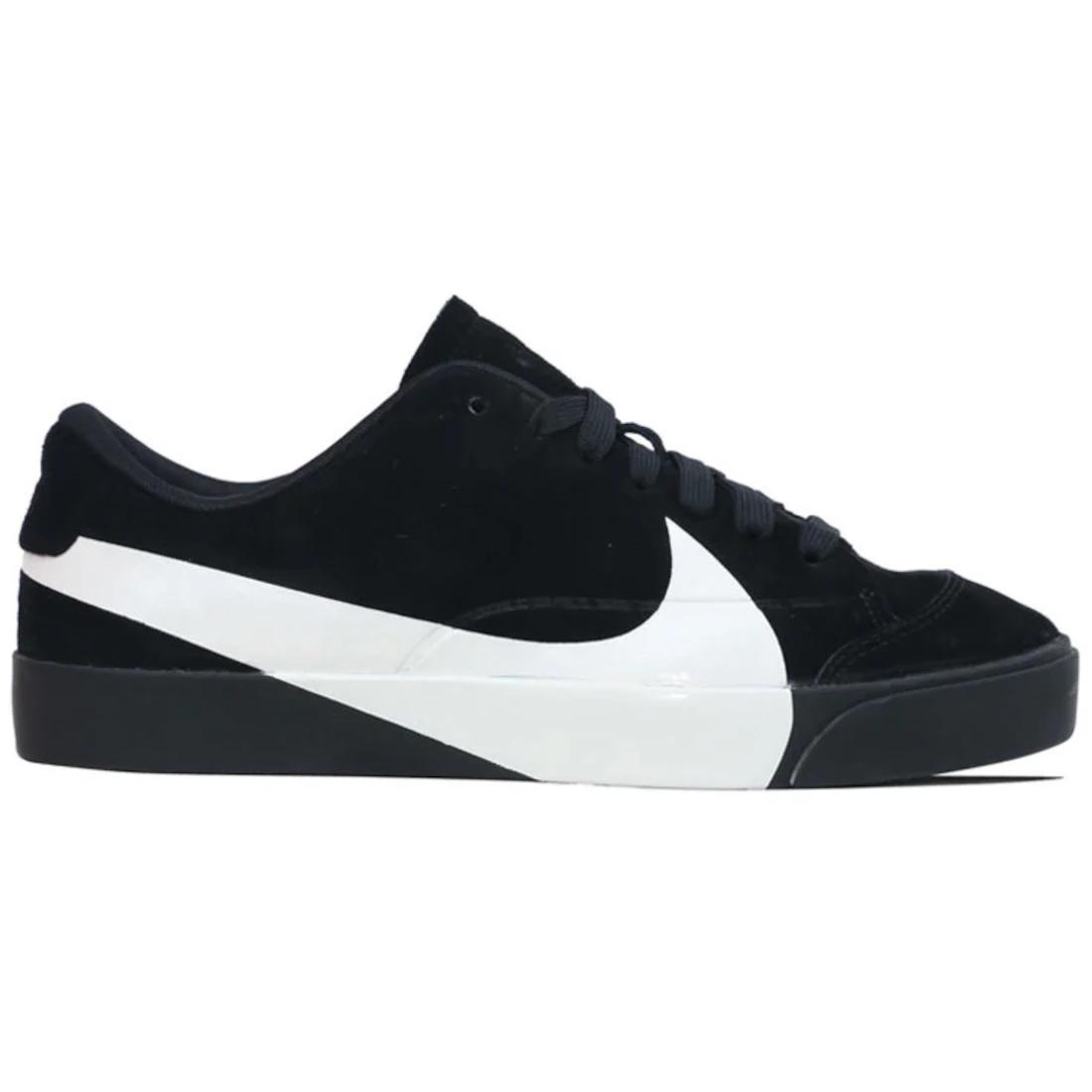 Кроссовки Nike Blazer City Low LX Черный Белый (Женский)(AV2253-001) 36.5
Кроссовки Nike Blazer City Low LX Черный Белый (Женский)(AV2253-001) 36.5