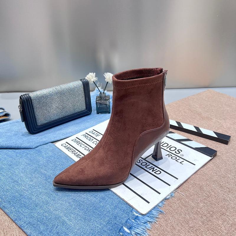 Женские ботильоны на высоком каблуке с острым носком, модные элегантные туфли для танцев, осенне-зимние женские эластичные облегающие короткие ботильоны 36 коричневый
Женские ботильоны на высоком каблуке с острым носком, модные элегантные туфли для танцев, осенне-зимние женские эластичные облегающие короткие ботильоны 36 коричневый