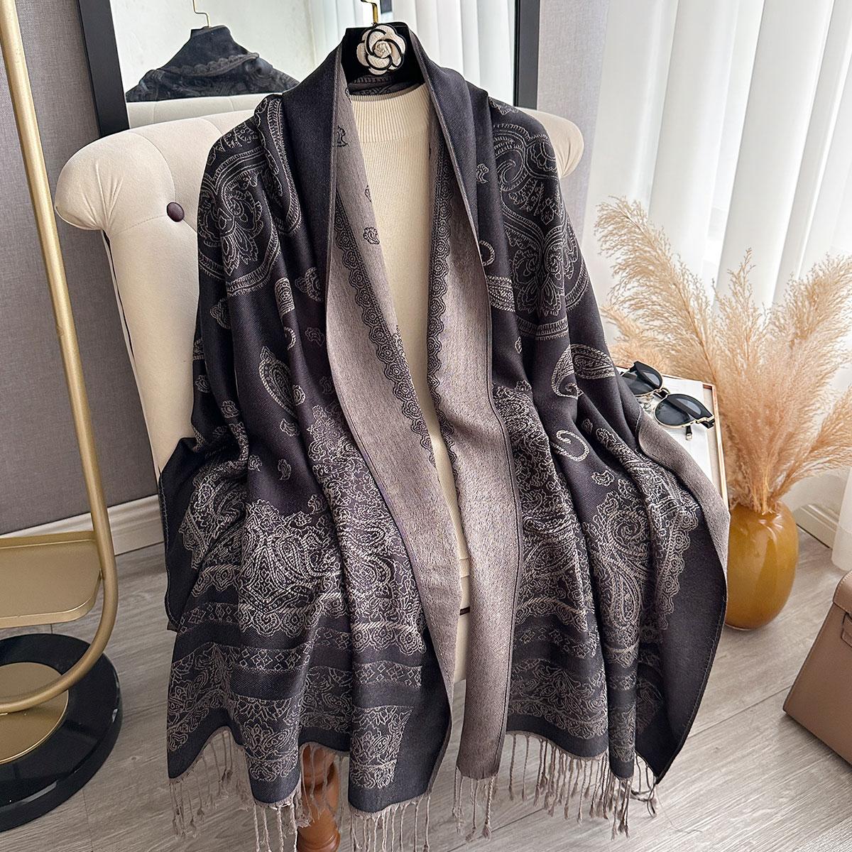 Luxury Bohemia Pashmina Paisley Hijab Scarf Long Muslim Shawl Female Foulard Soft Turban Wraps For Women Headband
Luxury Bohemia Pashmina Paisley Hijab Scarf Long Muslim Shawl Female Foulard Soft Turban Wraps For Women Headband