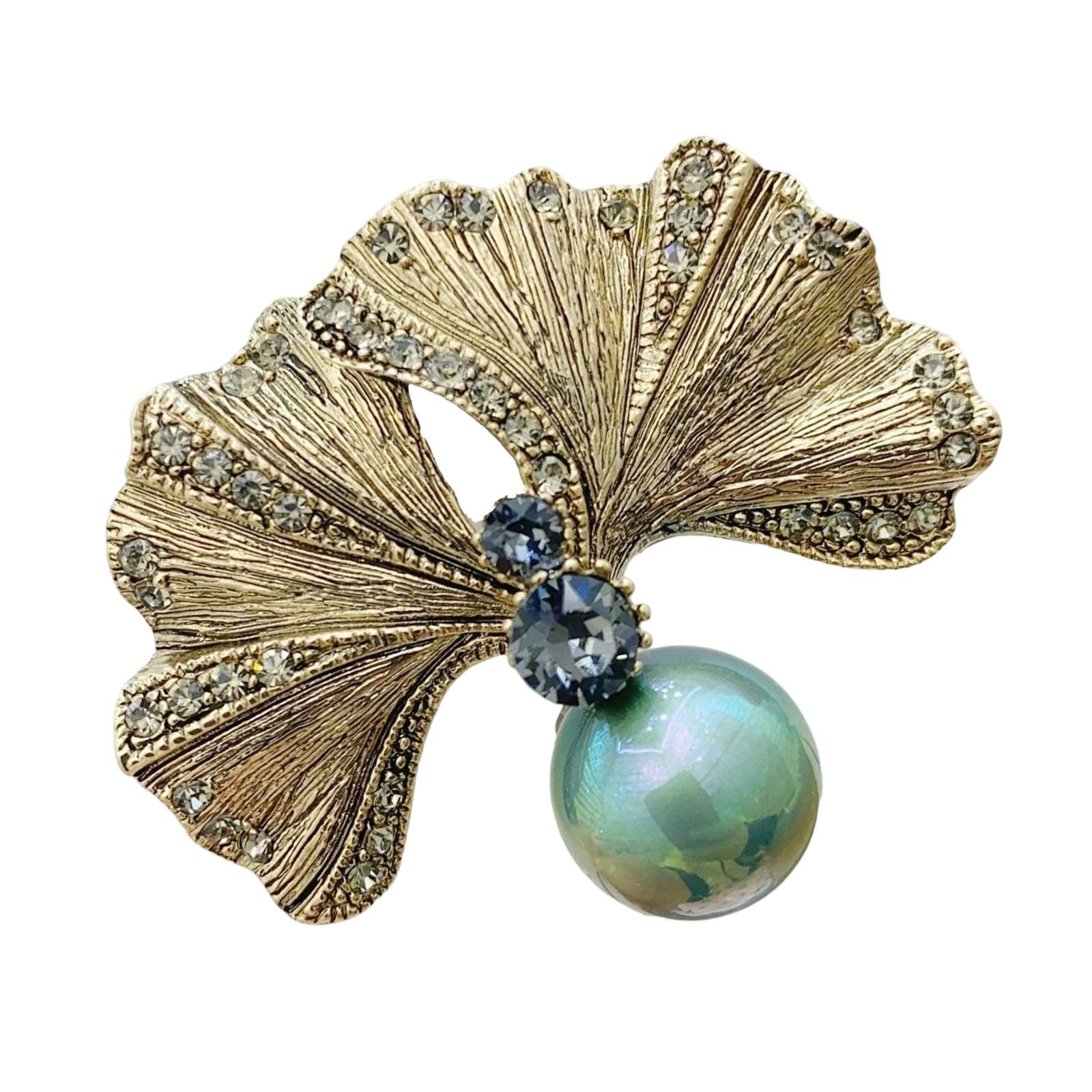 Unique Gingko Leaf Brooch Pin Plant Badge Beautiful Pin Alloy Texture Fashion Accessory Suitable for Clothing and Bag
Unique Gingko Leaf Brooch Pin Plant Badge Beautiful Pin Alloy Texture Fashion Accessory Suitable for Clothing and Bag
