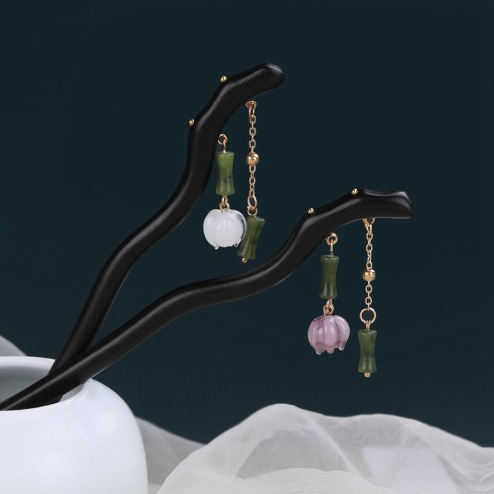 Cheongsam Jade Шпилька в древнем стиле Hanfu Палочки для волос Головные уборы в китайском стиле Деревянная заколка для волос
Cheongsam Jade Шпилька в древнем стиле Hanfu Палочки для волос Головные уборы в китайском стиле Деревянная заколка для волос