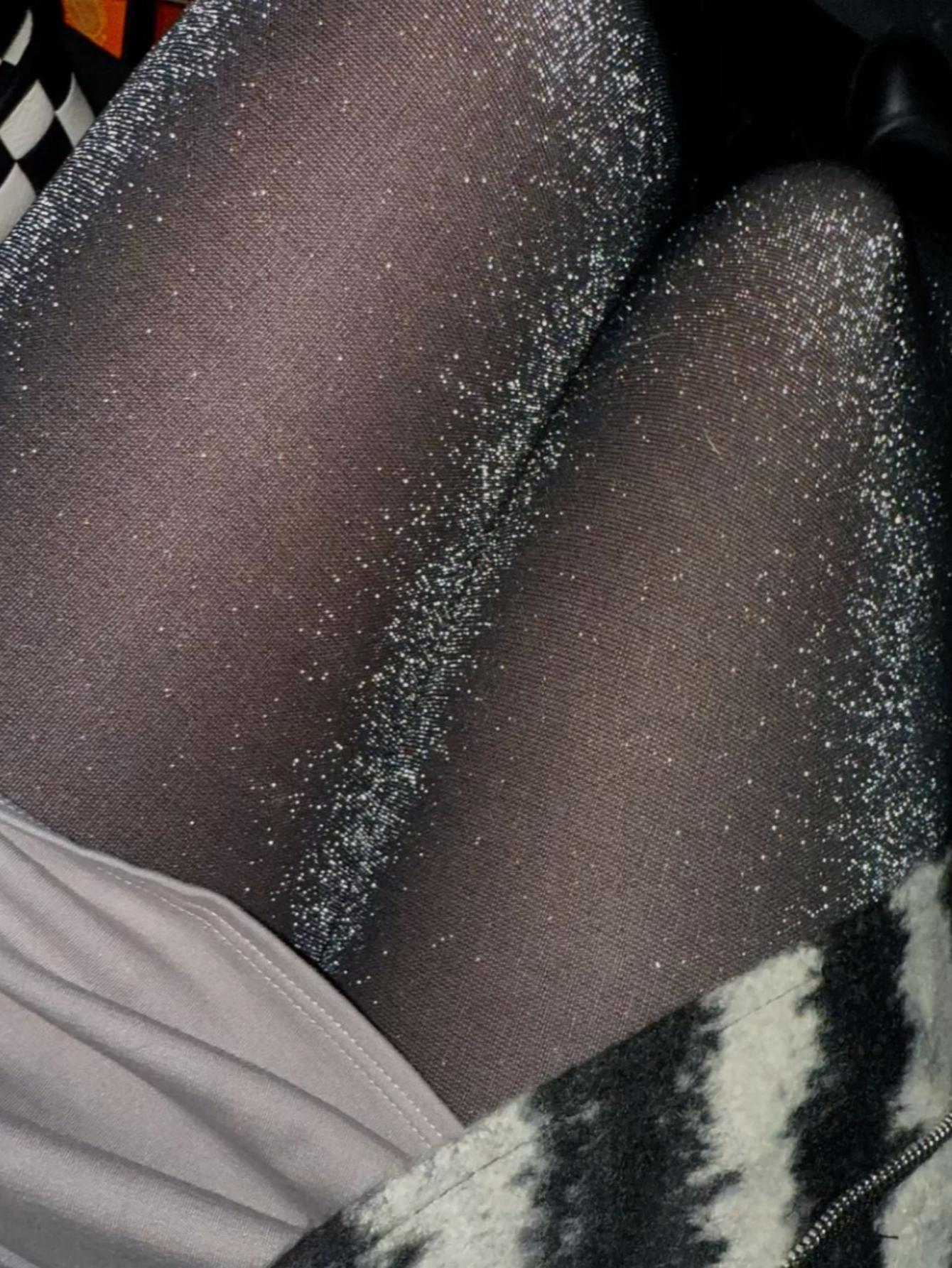 Women‘S Silver Glitter Pantyhose Snag-Resistant Stretchy Tights Dazzling Sexy Hosiery For Party Nights And Festive Celebrations S
Women‘S Silver Glitter Pantyhose Snag-Resistant Stretchy Tights Dazzling Sexy Hosiery For Party Nights And Festive Celebrations S