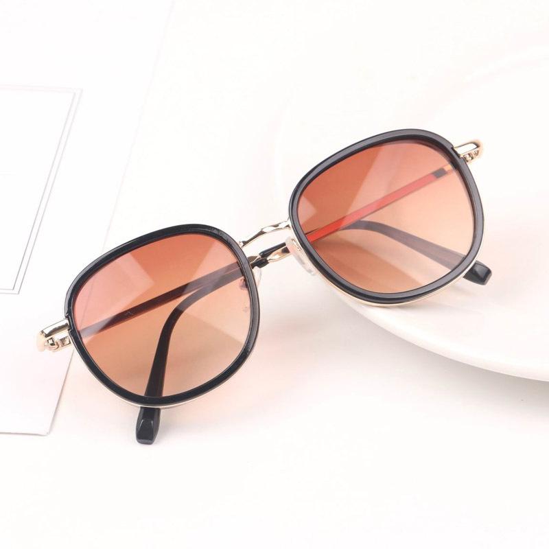 2025 New Vintage Kids Round Sunglasses Boys Girls Sun Glasses Gift For Children Baby Shades Eyewear Oculos De Sol UV400 Other
2025 New Vintage Kids Round Sunglasses Boys Girls Sun Glasses Gift For Children Baby Shades Eyewear Oculos De Sol UV400 Other