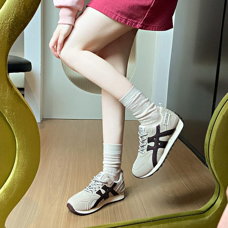 Little white shoes women s spring new female student leisure sports versatile Forrest Gump shoes 40 зелений
Little white shoes women s spring new female student leisure sports versatile Forrest Gump shoes 40 зелений