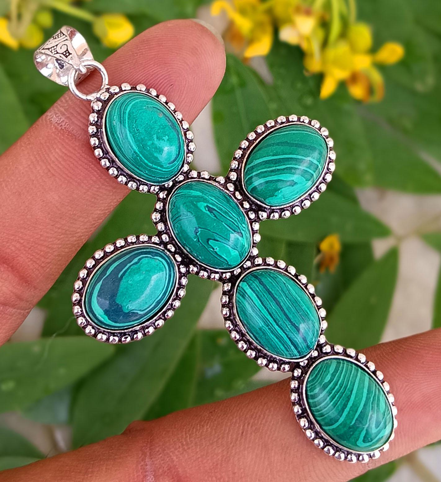 Malachite Gemstone 925 Sterling Silver Plated Unisex Fashion Cross Bohemian Pendent Jewelry
Malachite Gemstone 925 Sterling Silver Plated Unisex Fashion Cross Bohemian Pendent Jewelry