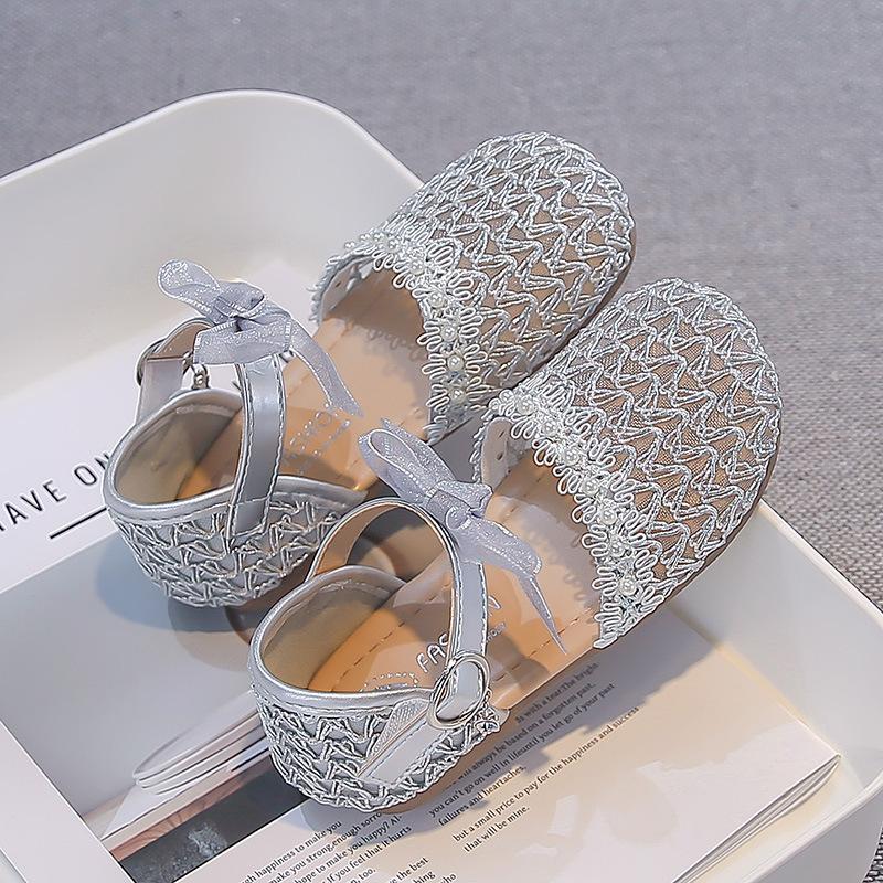 Spring Summer Girls Pearl Bow Breathable Woven Hollow Leather Sandals Shoes size 25 серебряный
Spring Summer Girls Pearl Bow Breathable Woven Hollow Leather Sandals Shoes size 25 серебряный