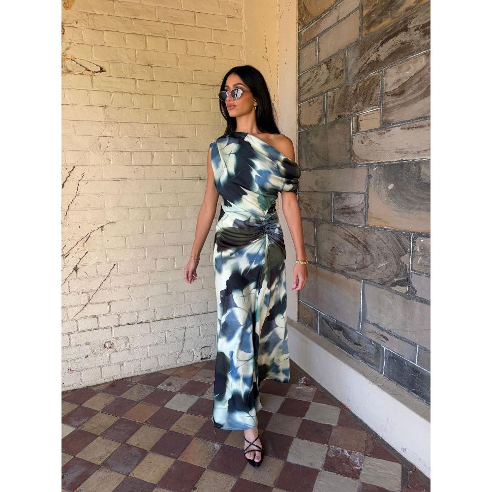 Ins Summer Irregular Off-the-shoulder Fashion Printed Pullover Sleeveless Medium and Long Dress 69 XL
Ins Summer Irregular Off-the-shoulder Fashion Printed Pullover Sleeveless Medium and Long Dress 69 XL