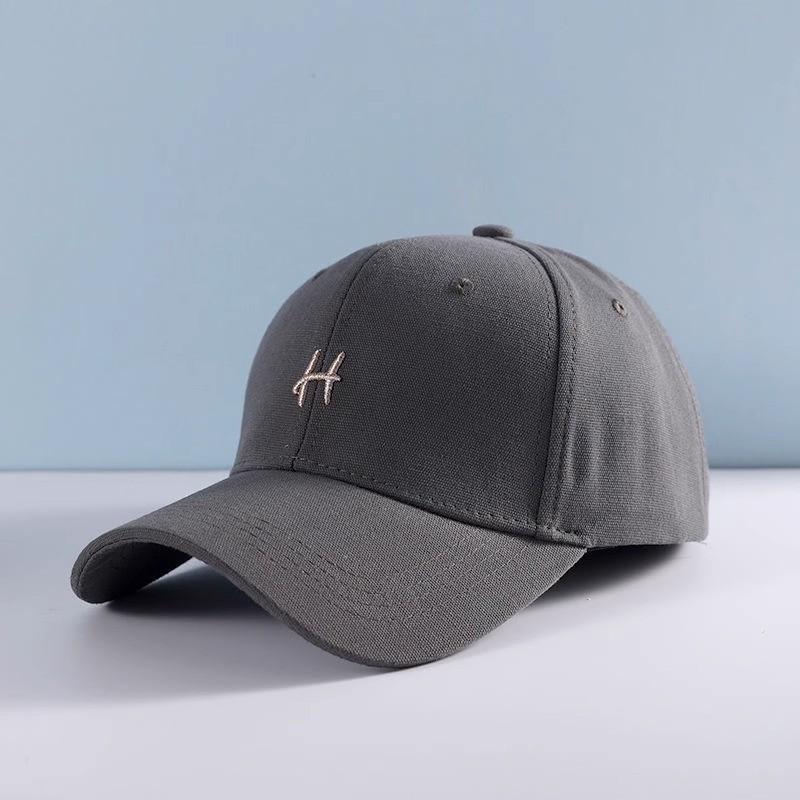 Cap Instagram Couple Sun Block Visor Female Embroidered H Letter Cap Baseball серый
Cap Instagram Couple Sun Block Visor Female Embroidered H Letter Cap Baseball серый