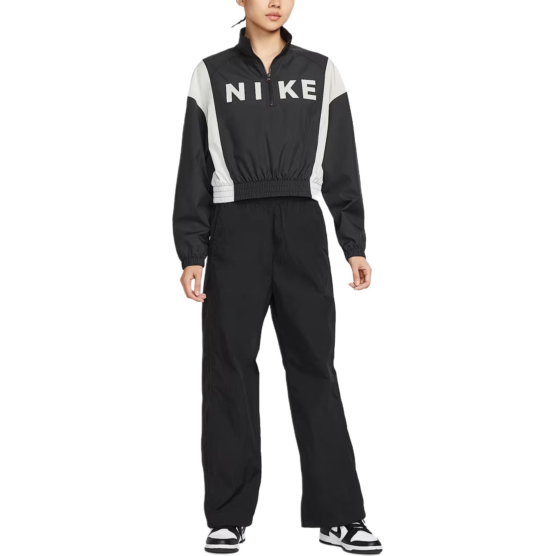 Nike Спортивная одежда Логотип Тканая Легкая Куртка Оверсайз с Длинным Рукавом Женские куртки IH8479010 S
Nike Спортивная одежда Логотип Тканая Легкая Куртка Оверсайз с Длинным Рукавом Женские куртки IH8479010 S