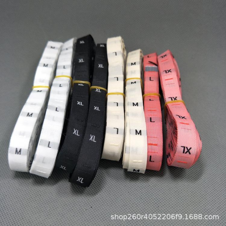 В наличии тканые этикетки для детской одежды и рубашек Black color
В наличии тканые этикетки для детской одежды и рубашек Black color