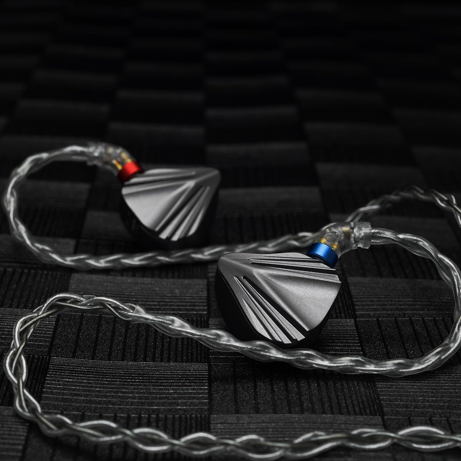 HiFiGo CVJ Kumo Flagship 8 BA In-Ear Monitors, Balanced Armature IEM In-Ear Earphones with 4 Tone Tuning Switch and 3 Interchangeable Plugs (Kumo)
HiFiGo CVJ Kumo Flagship 8 BA In-Ear Monitors, Balanced Armature IEM In-Ear Earphones with 4 Tone Tuning Switch and 3 Interchangeable Plugs (Kumo)