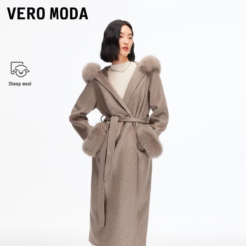 VEROMODA Women s Lamb Wool Coat with Fox Fur Collar XL
VEROMODA Women s Lamb Wool Coat with Fox Fur Collar XL