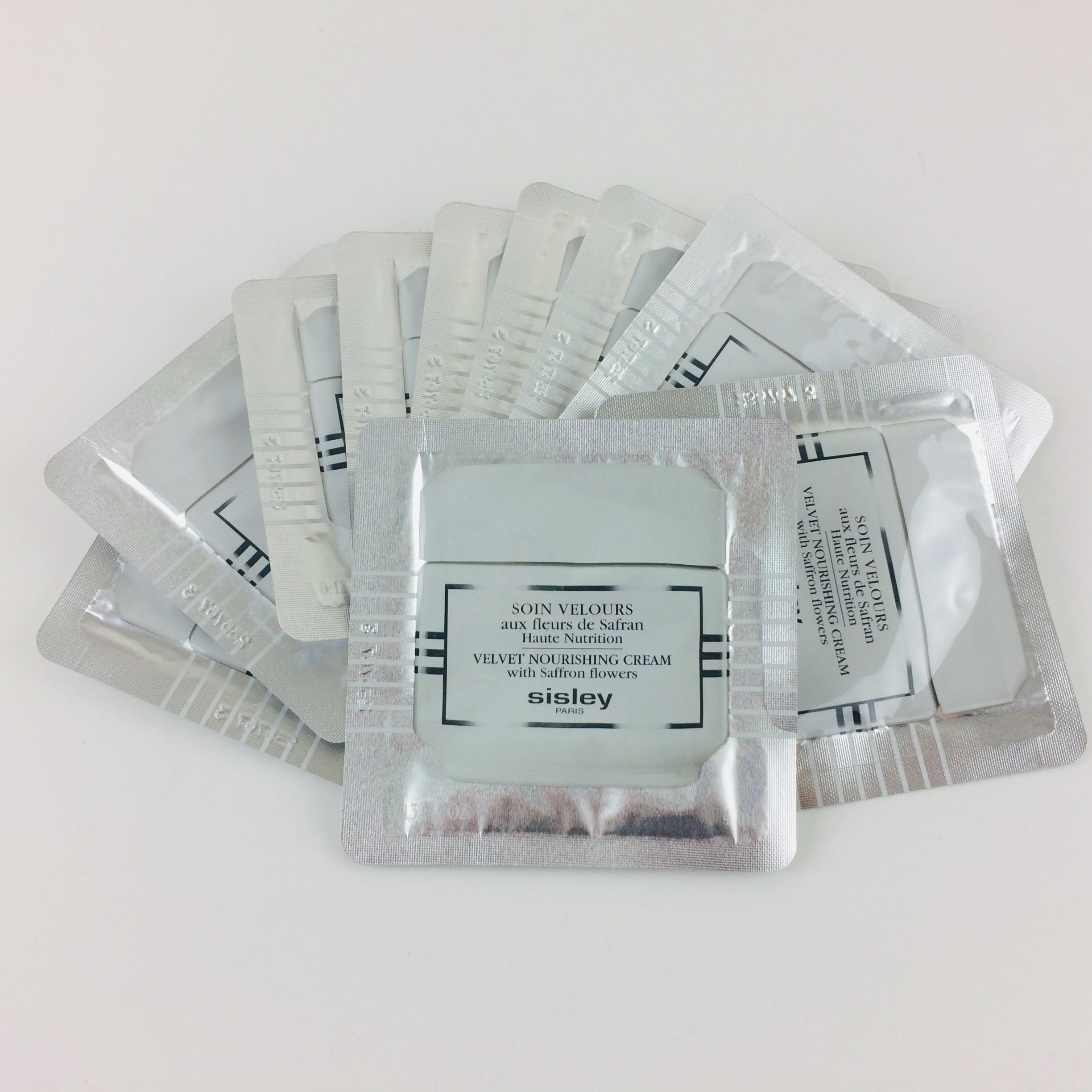 Питательный крем Sisley Velvet с цветками шафрана 80мл. 2.7 унций. 
Питательный крем Sisley Velvet с цветками шафрана 80мл. 2.7 унций.