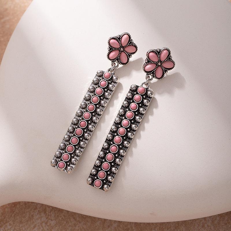Niche Premium Sense Vintage Flower Geometric Rectangle Turquoise Earrings Heavy Industry Bohemian Ladies Earrings
Niche Premium Sense Vintage Flower Geometric Rectangle Turquoise Earrings Heavy Industry Bohemian Ladies Earrings