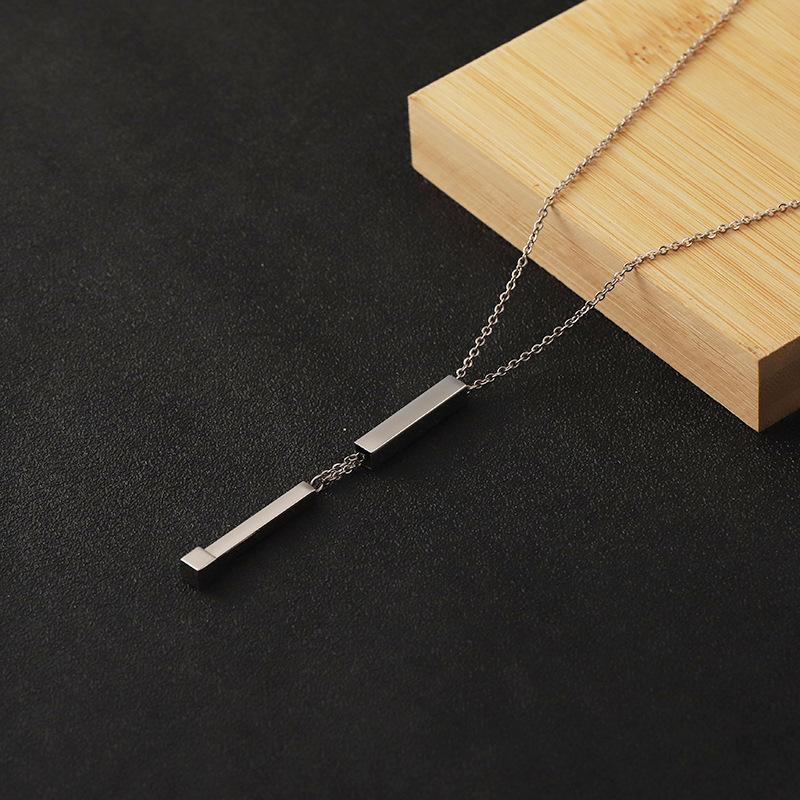 European and American Popular Jewelry, Personalized Trend Pendant, Titanium Steel Simple Smooth Square Column Necklace
European and American Popular Jewelry, Personalized Trend Pendant, Titanium Steel Simple Smooth Square Column Necklace