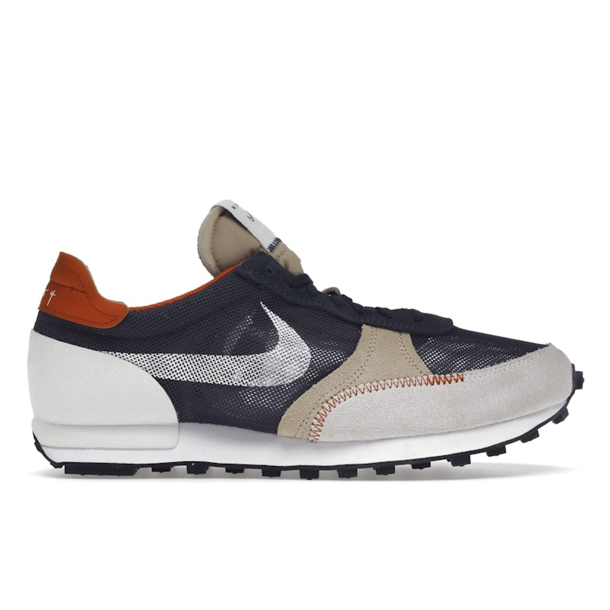 Кроссовки унисекс Nike Daybreak-Type Thunder Blue Sail Grain White CJ1156-400 36.5
Кроссовки унисекс Nike Daybreak-Type Thunder Blue Sail Grain White CJ1156-400 36.5