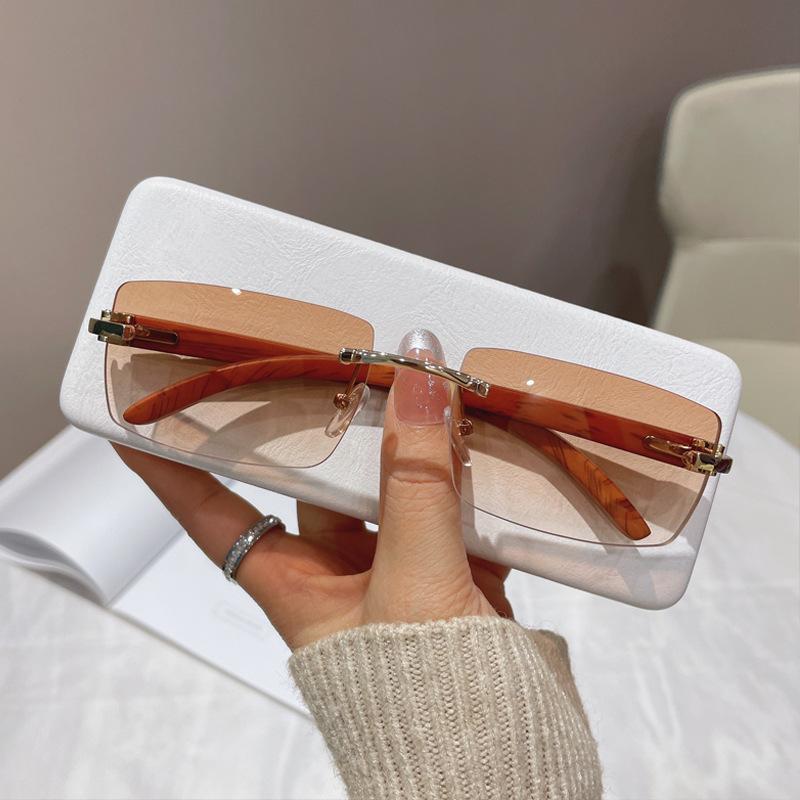 JYL TS Disco Sunglasses Women UV Protection Small Frame YH9253 A-9498 пастельний помаранчевий колір
JYL TS Disco Sunglasses Women UV Protection Small Frame YH9253 A-9498 пастельний помаранчевий колір