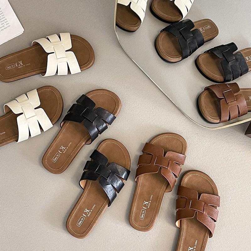 2025 summer new style open-toed flat bottom mop wear simple fashion round head solid color beach cool slippers 35 чёрный
2025 summer new style open-toed flat bottom mop wear simple fashion round head solid color beach cool slippers 35 чёрный
